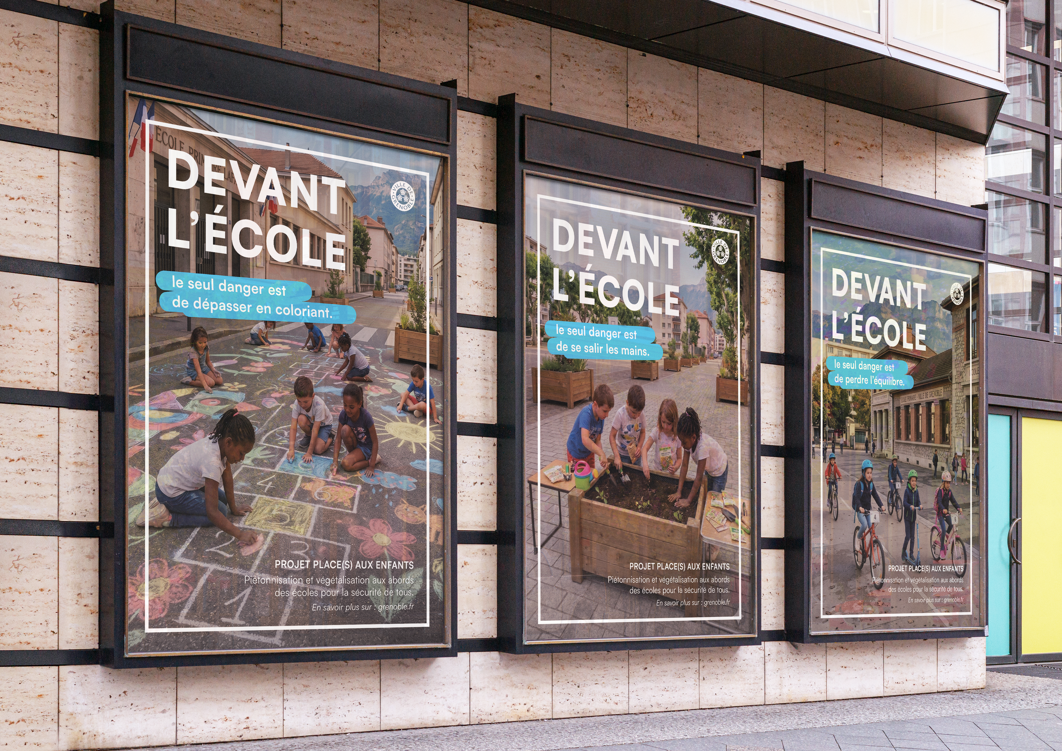 Devant l'école – visuel 2
